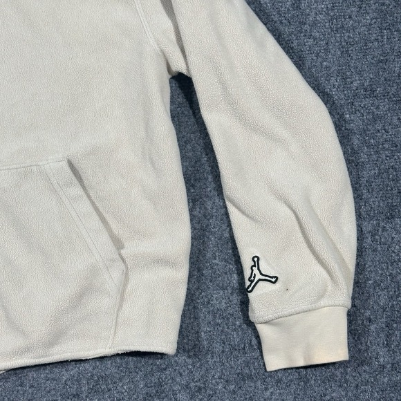 AIR JORDAN Essential Beige Soft Fleece Essential Winter Hoodie Jacket Size Small - Picture 3 of 16